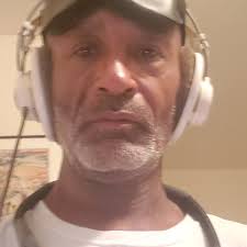 A famous photo of Johnny Unitas in action.