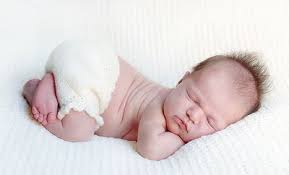 Resultado de imagem para bebe dormindo