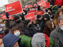 Анонсированные штабом навального акции протеста 21 апреля прошли в крупнейших городах восточной части россии. P1e Nto L3nlpm