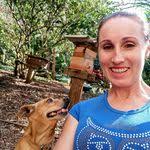 Adriana Decker's Instagram, Twitter & Facebook