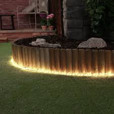 Lichtschlauch Setzt Tolle Akzente Im Garten Hinterhofbeleuchtung Beleuchtung Garten Licht Im Garten