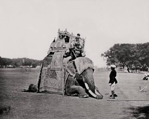 World's Oldest Operating Photo Studio Closes in India