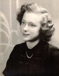 Barbara Elwell's Instagram, Twitter & Facebook