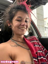 Venuskittyxo  venus_kittyxo  venuskittyxo2.0 Гола изтичане OnlyFans  снимка 9 - Nudogram v2.1