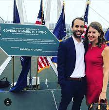 Derosa, 38, is the daughter of albany lobbyist giogio derosa. Melissa Derosa On Twitter Sometimes Matthewlwing Comes To Work With Me But When It Comes To The Mario Cuomo Bridge He Was Here First Great Day Https T Co 1cenjeumzh