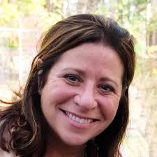 Christine Fay's Instagram, Twitter & Facebook