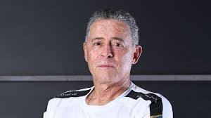 Roger Lemus's Instagram, Twitter & Facebook