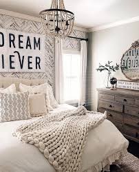 Whether Or Not You Wish To Make A Bold Statement Or You Merely Wish To Carry A Swish Magnificence To A Master Bedrooms Decor Home Decor Bedroom Bedroom Design
