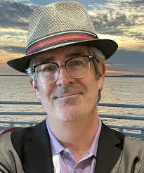 Scott Lapinski's Instagram, Twitter & Facebook