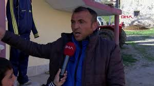 Evimin içerisinde, koridorda sandalyede kemal kılıçdaroğlu'nun oturduğunu gördüm. Kemal Kilicdaroglu Nun Sigindigi Evin Sahibi Konustu Youtube