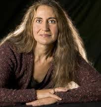 Lauren Kessler's Instagram, Twitter & Facebook