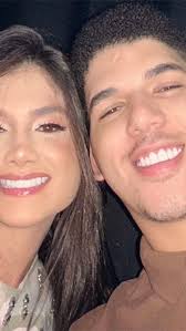 Namorada de Duda Nagle mostra dia no parque com Zoe, filha do ator com  Sabrina Sato