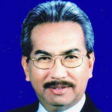 Datuk seri wilfred madius tangau (portfolio menteri perdagangan dan perindustrian ). Musa Aman Ketua Menteri Sabah Yang Sah Publications Facebook