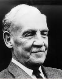 McLennan Wind Ensemble Jon R. M. Conrad, conductor David Turnbull, trumpet