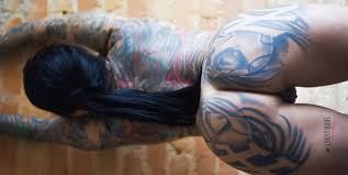 Mc Jessica Aryel alisando a bucetinha - Famosas Nuas