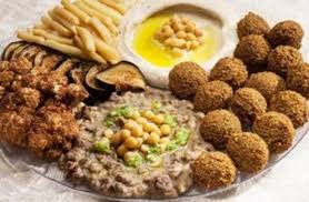 افتتاح أول مطعم فول وفلافل بكندا منوعات