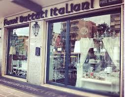Roma ferro battuto per ringhiere scale cancelli decorazioni letti e molto altro ancora, vendita a fabbri e non solo. Roma Ferri Battuti Italiani Informazioni Su Roma