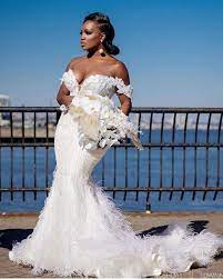 14 Stunning Mermaid Wedding Dresses The Glossychic Mermaid Wedding Dress Wedding Dresses Wedding Dresses Lace