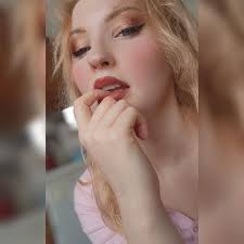 me as soon as i see that one of my fb gfs uploads a selfie