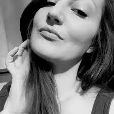 Julian Clement's Instagram, Twitter & Facebook