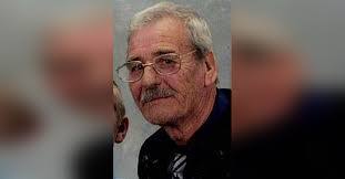 Robert Schronce's Instagram, Twitter & Facebook