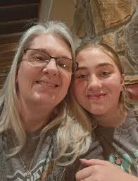 If you love your GRANDCHILDREN, leave a PURPLE heart 💜