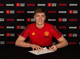Manchester united are one of the richest football clubs on the planet and regularly use their wealth to purchase some of the top talent in football. Southend Keeper Nathan Bishop Signs For Manchester United Manchester United