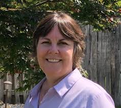 Linda Cliff's Instagram, Twitter & Facebook