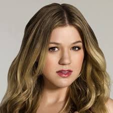 Kelly clarkson — love so soft 02:52. Kelly Clarkson Fan Lexikon