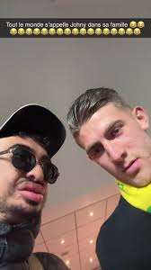 Vrai fan de Johnny Hallyday #Halliday #bahaw #stadedefrance #johny #rock  #humour #tesla #handicapable #drole