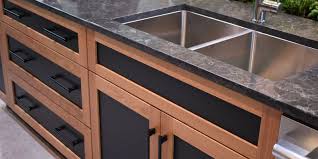 Distance between countertop and upper cabinets: 2020 Kitchen Cabinet Trends 3rs Construction Remodeling
