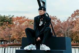 Moq 1 piece / pieces. Bigbang S G Dragon Donates Special Basketball Court With Nike Soompi