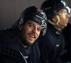 Hockey sur glace . Etoile Noire Strasbourg: Thomas Mathieu de retour au  bercail