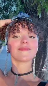 Caroline Flor's Instagram, Twitter & Facebook