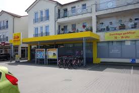 Binz, a company founded in 1936 by michael binz, is a german coachbuilder. Einkaufen In Binz Binz Auf Rugen