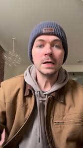 Damian McGinty (Official)