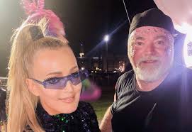 Kyle dalton sandilands (born 10 june 1971) is an australian radio host. It S Too Much Kyle Sandilands Has No Time For Non Binary Pronouns