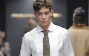 Résultat de recherche d'images pour "chico model"