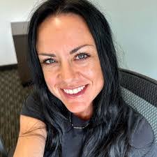 Elisha Sellers's Instagram, Twitter & Facebook