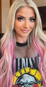 Pink Concert Experience and Outfit Compliments