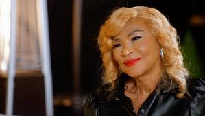 Big life events are in full swing...but will the whole family take part in  it? 🤔👀 A new episode of #TheBraxtons premieres tonight