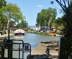 Vous pouvez contacter la mairie par courriel en cliquant sur le lien. Port De Salleles D Aude L Officiel Du Canal Du Midi