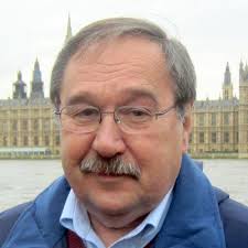 Tom Torok's Instagram, Twitter & Facebook