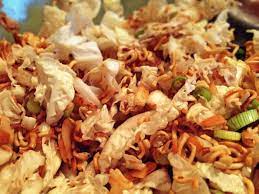 Yum yum nudlir ella mr nudlir (bara nudlir, ikki kryddi). Yumyum Salat A La Feinkostpunks Feinkostpunks