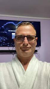 Hello, good morning I looking a partner ,older than me serious  relationship,I'm 56 years , single ,,I'm looking white race , thanks,,