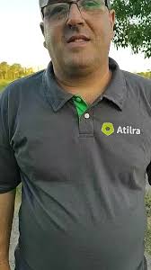 Sinónimo de Extensión Abel Mata ingresó al INTA en 1959. Técnico  agropecuario, inició su trayectoria como docente y extensionista en  escuelas rurales hasta ganar su concurso en la institución. Esa formación en