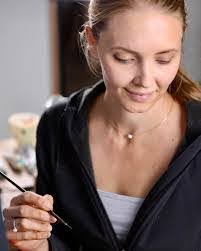 Carla Bilbrey's Instagram, Twitter & Facebook