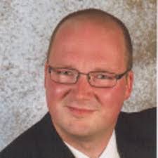 Daniel Finke's Instagram, Twitter & Facebook