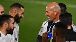 Avant la pause, kylian mbappé obtient un. Equipe De France Pourquoi Didier Deschamps Va Rappeler Karim Benzema