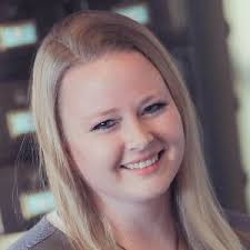 Ashley Peregoy's Instagram, Twitter & Facebook